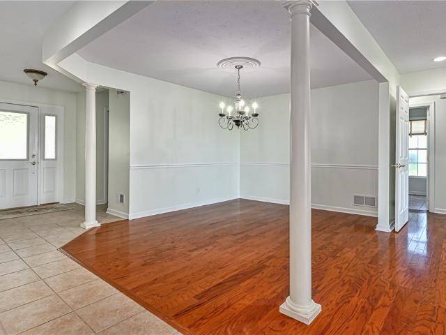 101 Walker Ln