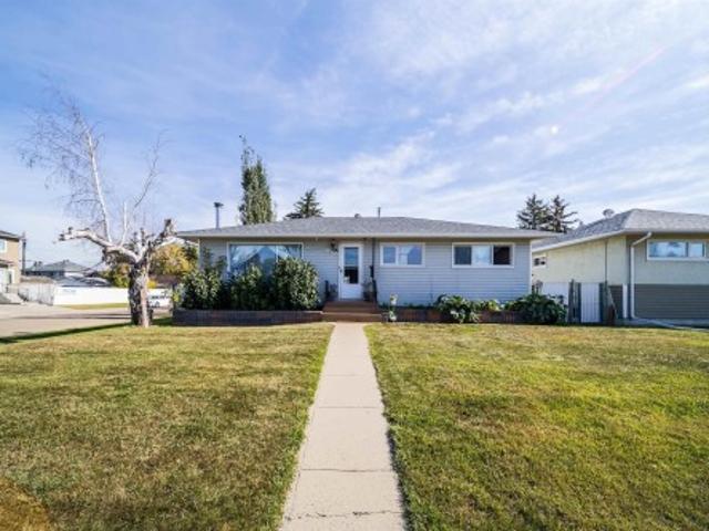 10245 Street Nw, Edmonton, AB, T5P 3G1 house for sale | Listing ID E4509 | Royal LePage
