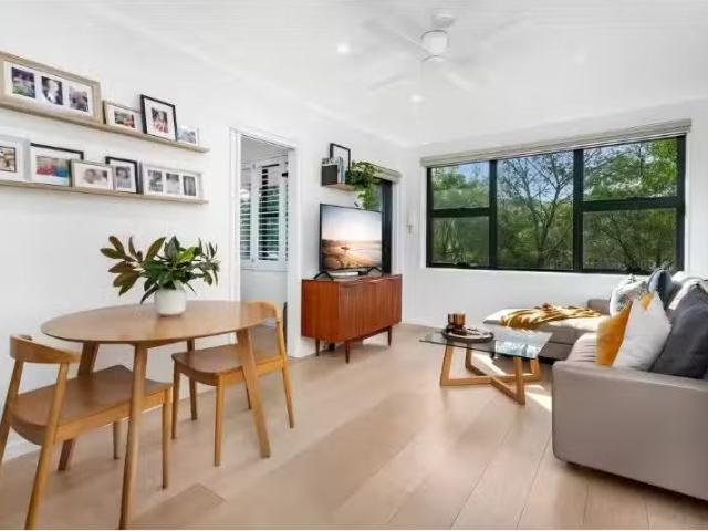 10/24 Melrose Street, Mosman Apartment for rent Listed by Mac.