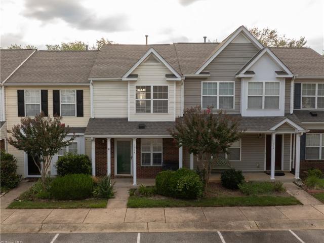 1024 Oak Blossom Way