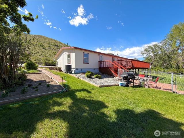 1024 Old Hwy 97
