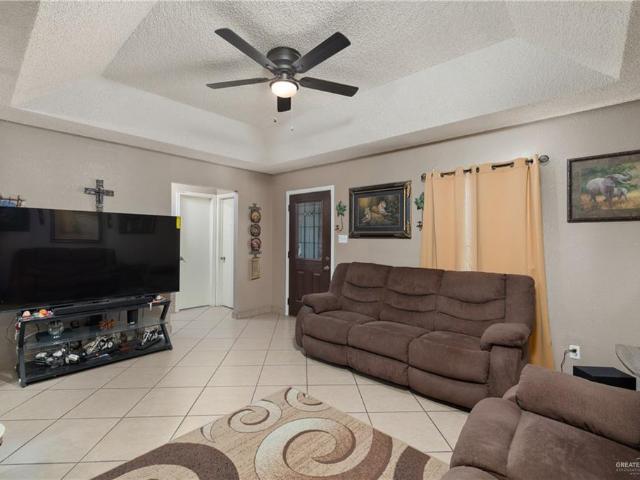 1024 Dove Street