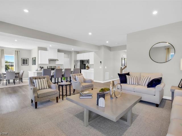 1024 Kadas Lane