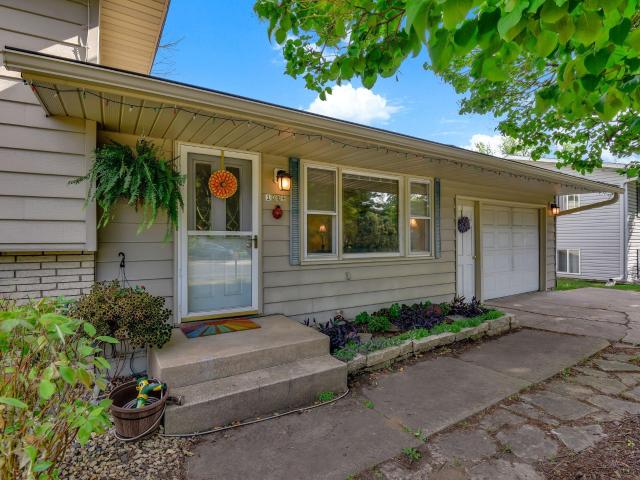 1024 15th Street W