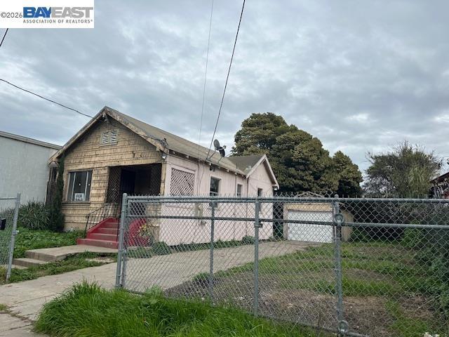 1024 50Th Ave