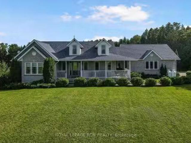 102554 Road 49 Road, West Grey, ON, N0G 1C0 Luxury House for.