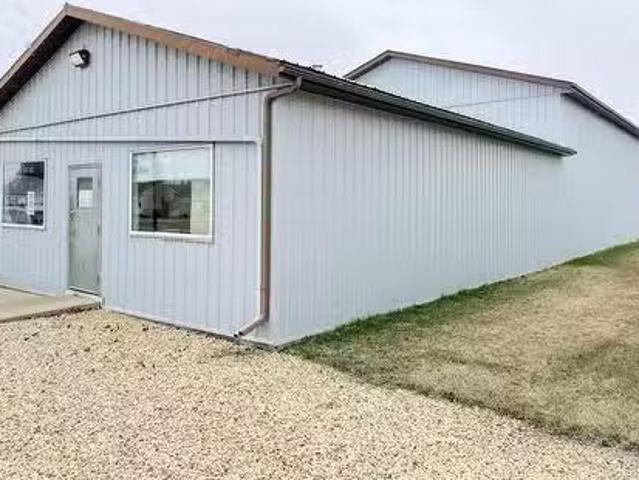 10256 107 Street, Westlock, AB, T7P 1X4 commercial for sale.