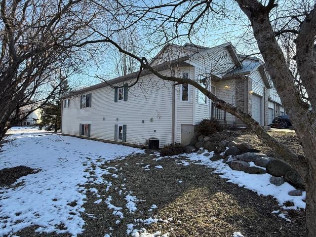 1025 Melvin Court