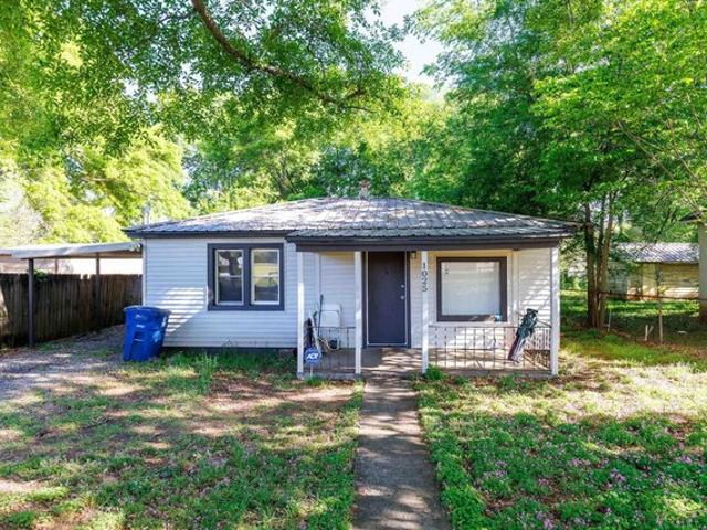 1025 Cherry St, Midfield, AL 35228