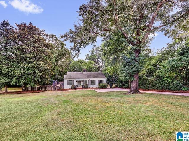 1025 Shades Crest Road