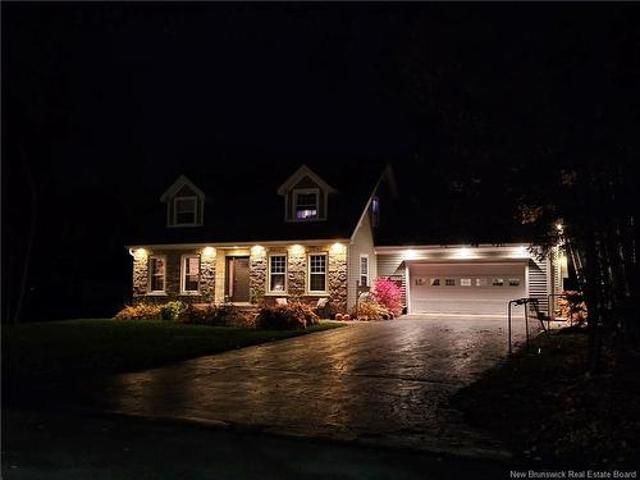 1025 Tamarack, Bathurst, NB, E2A 4G1 house for sale | Listing ID NB136023 | Royal LePage