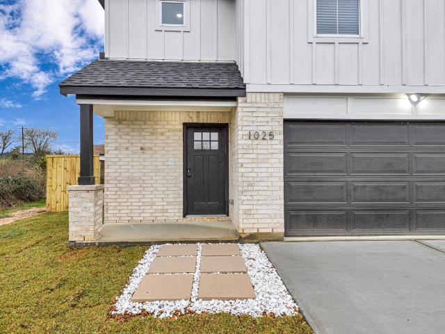 1025 20th St, Hempstead, TX 77445 | MLS #44047