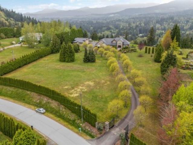 10270 Rolley Crescent, Maple Ridge, BC, V2W 1J9 Luxury House for sale | Listing ID R3114 | Royal LePage Carriage Trade Luxury Properties