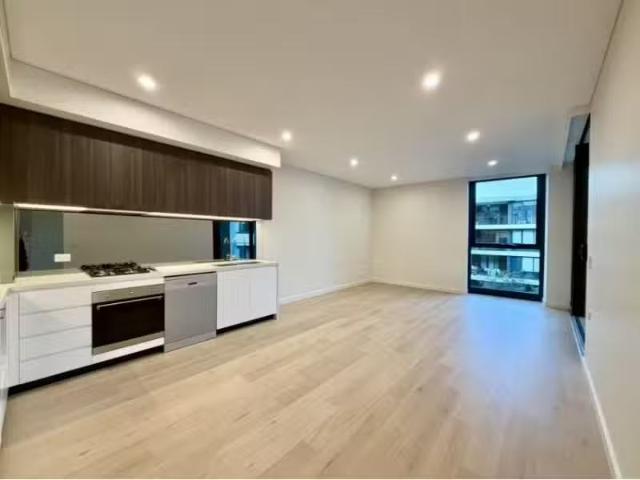 102/76 Cudgegong Road, Rouse Hill Apartment for rent Listed b.