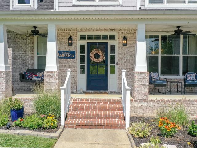 1027 Nealcrest Cir