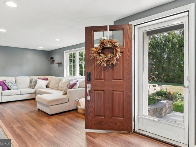1027 Cardinal Road #
