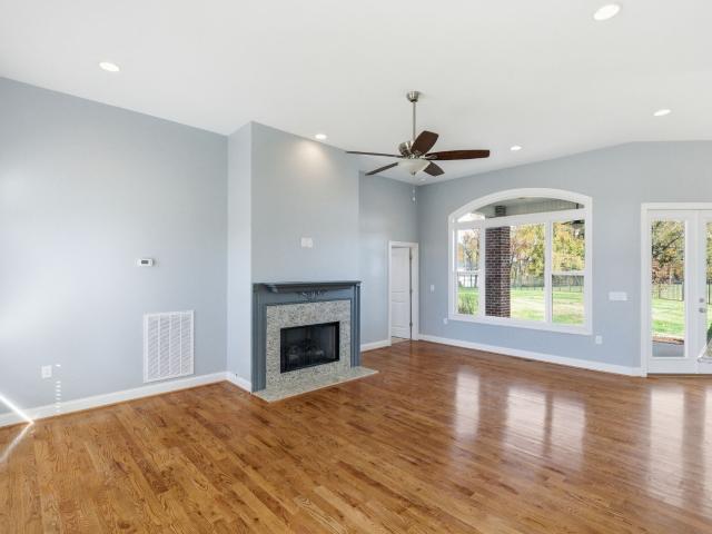 1027 Founders Ln