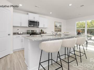 1027 Horizon Lane