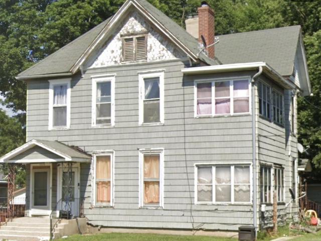 1027 S Oak, Lower