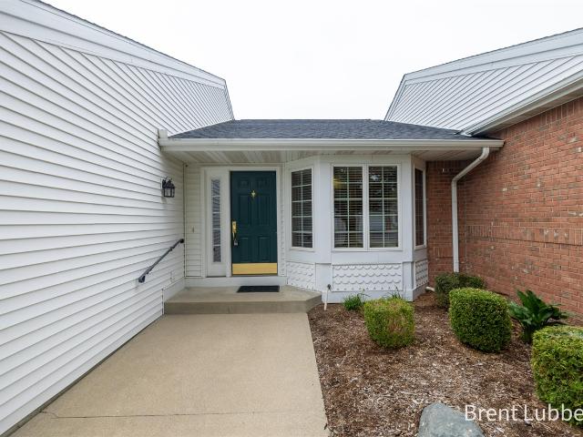 10283 Castlecourt # 7