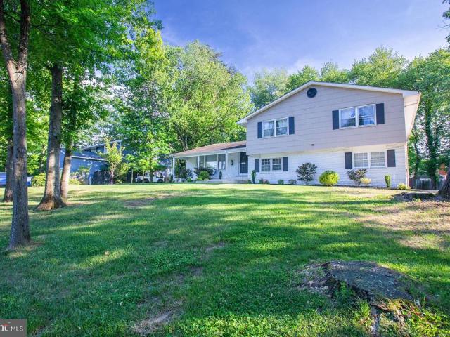 1028 Cardinal Lane