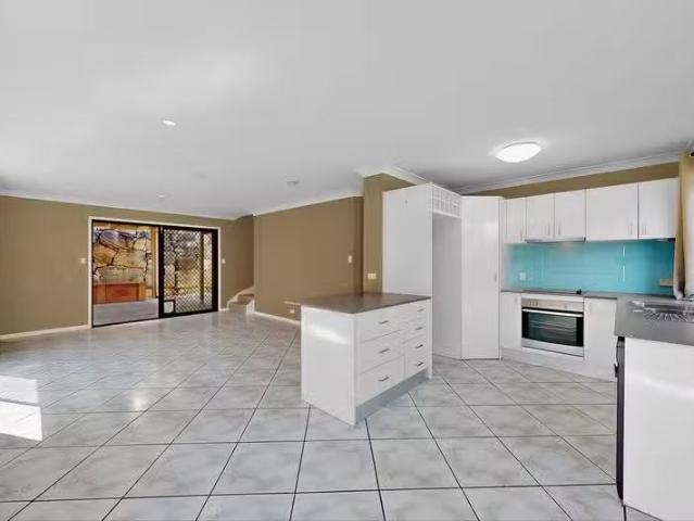10/28 Keona Road, MCDOWALL, QLD 4053 Townhouse for Rent