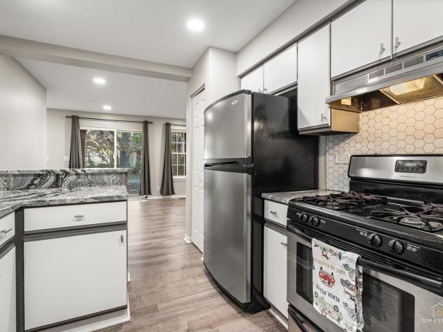 1028 Rockport Drive