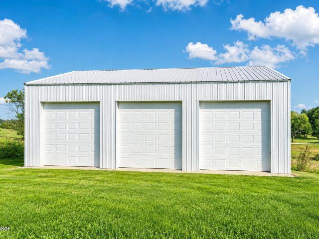 10290 N Highway 261