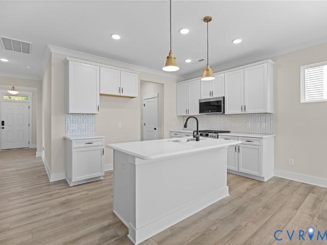 10290 Szalay Ln, Ashland, VA 23005 | MLS #2605