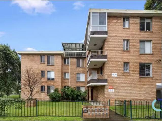10/295 Lilyfield Road, Lilyfield Apartment for rent Listed by.