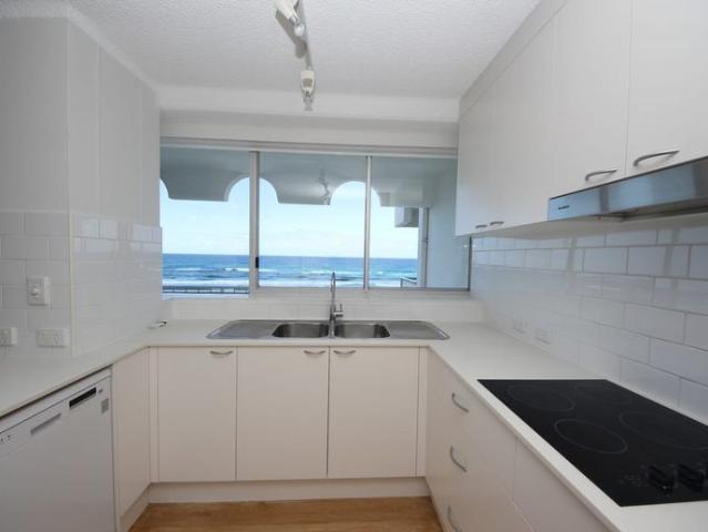 10/29 Broadbeach Blvd, Broadbeach 4218