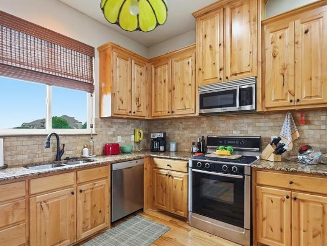 1029 Chapel Ridge Road