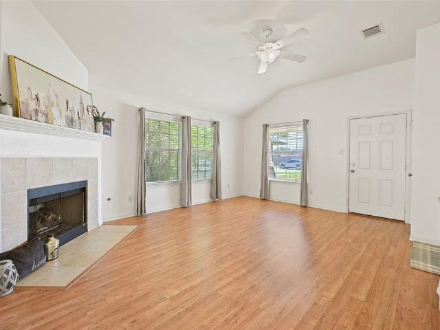 1029 Fallbrook Loop