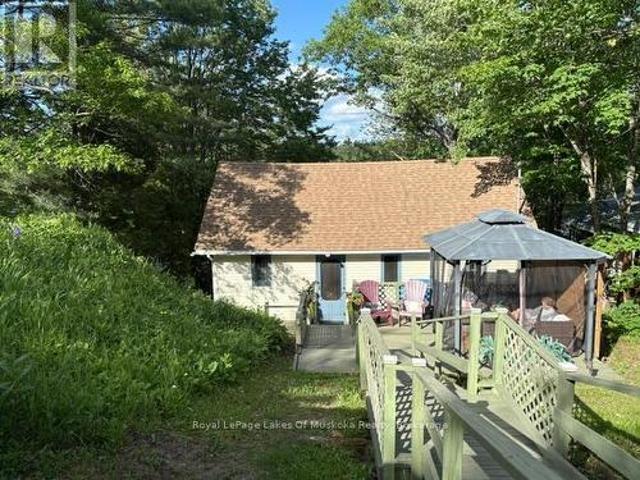 1029 Sprunt Lane, Gravenhurst. Muskoka S, ON, P1P 0A3 house for sale | Listing ID X13466 | Royal LePage