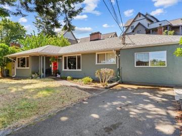 1029 1 Wychbury Ave, Esquimalt, BC, V9A 5K7 house for sale | Listing ID 1040 | Royal LePage