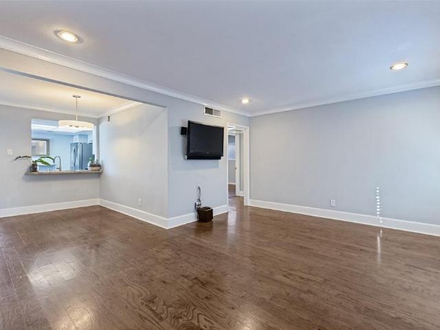 10207 Regal Oaks Drive # 210