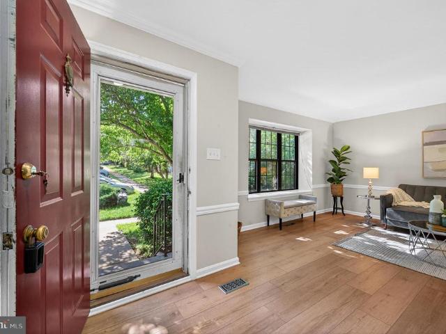 10205 Scarborough Commons Court