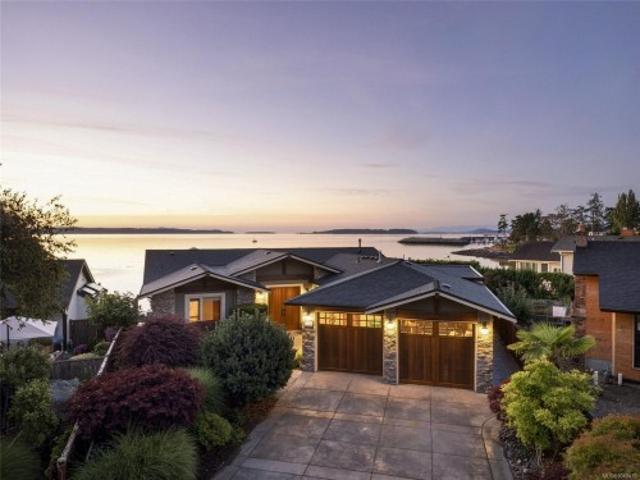 10206 Surfside Pl, Sidney, BC, V8L 3R5 house for sale | Listing ID 1049 | Royal LePage