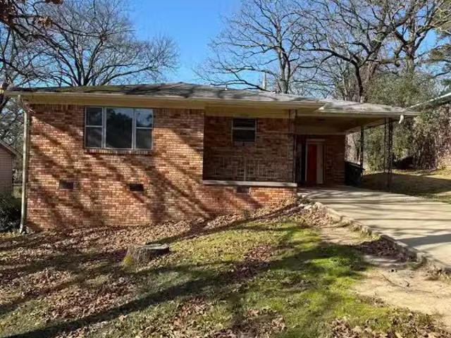 1020 N HUGHES ST, LITTLE ROCK, AR 72207