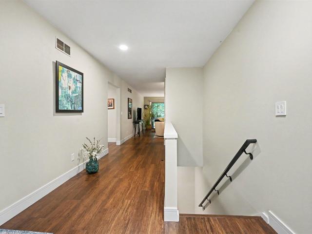 1020 Essex Circle # 26