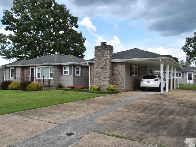1020 Floyd Drive