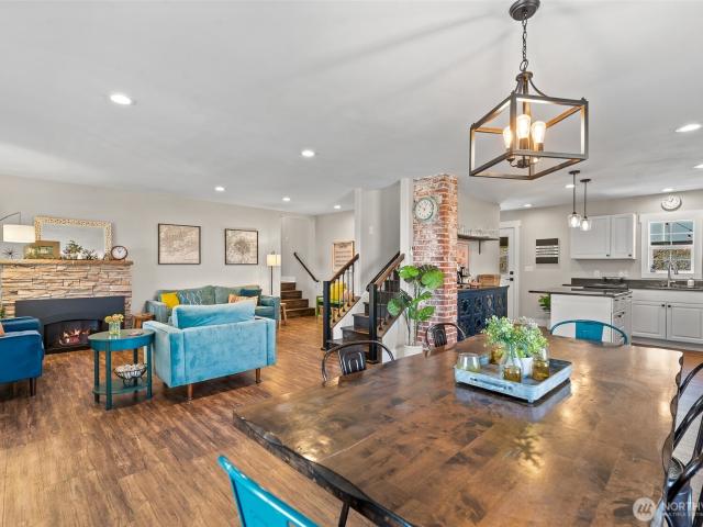 1020 Joni Lane