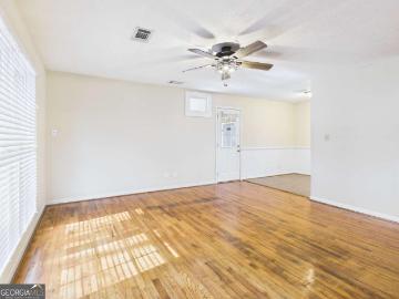 1020 Tuxedo Lane