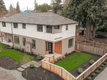 1020 th Ave SW, Seattle, WA 98146 | MLS #2526