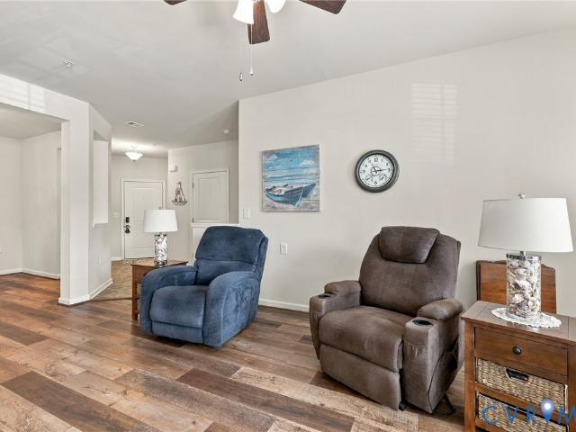 1020 Westwood Village Way 201