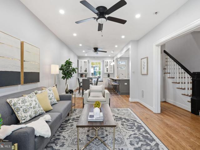 1020 10th St NE, Washington, DC 20002 | MLS #DCDC2262