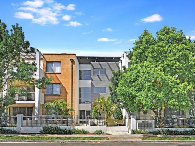 10/20 22 Brickworks Drive HOLROYD