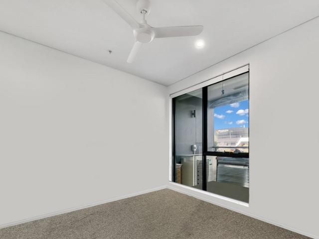 102/115 Overton Road, Williams Landing VIC, Belconnen
