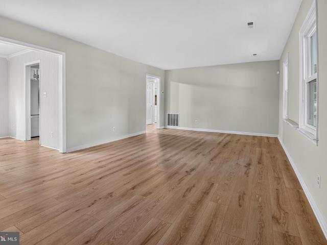 10211 Bayberry Lane