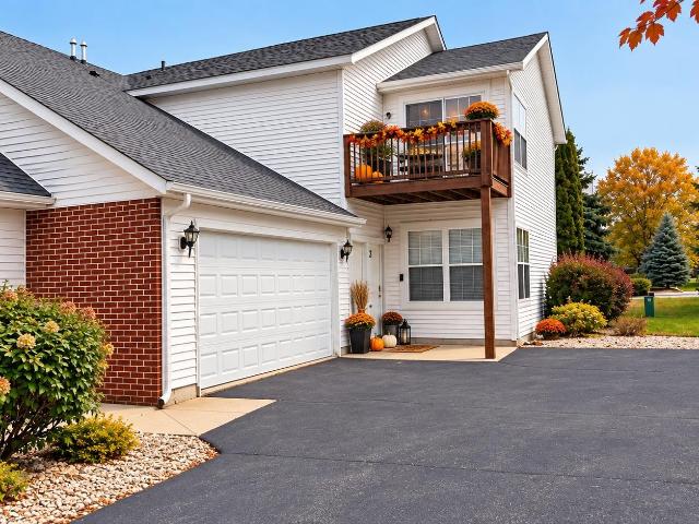 10215 D Metalmark Lane